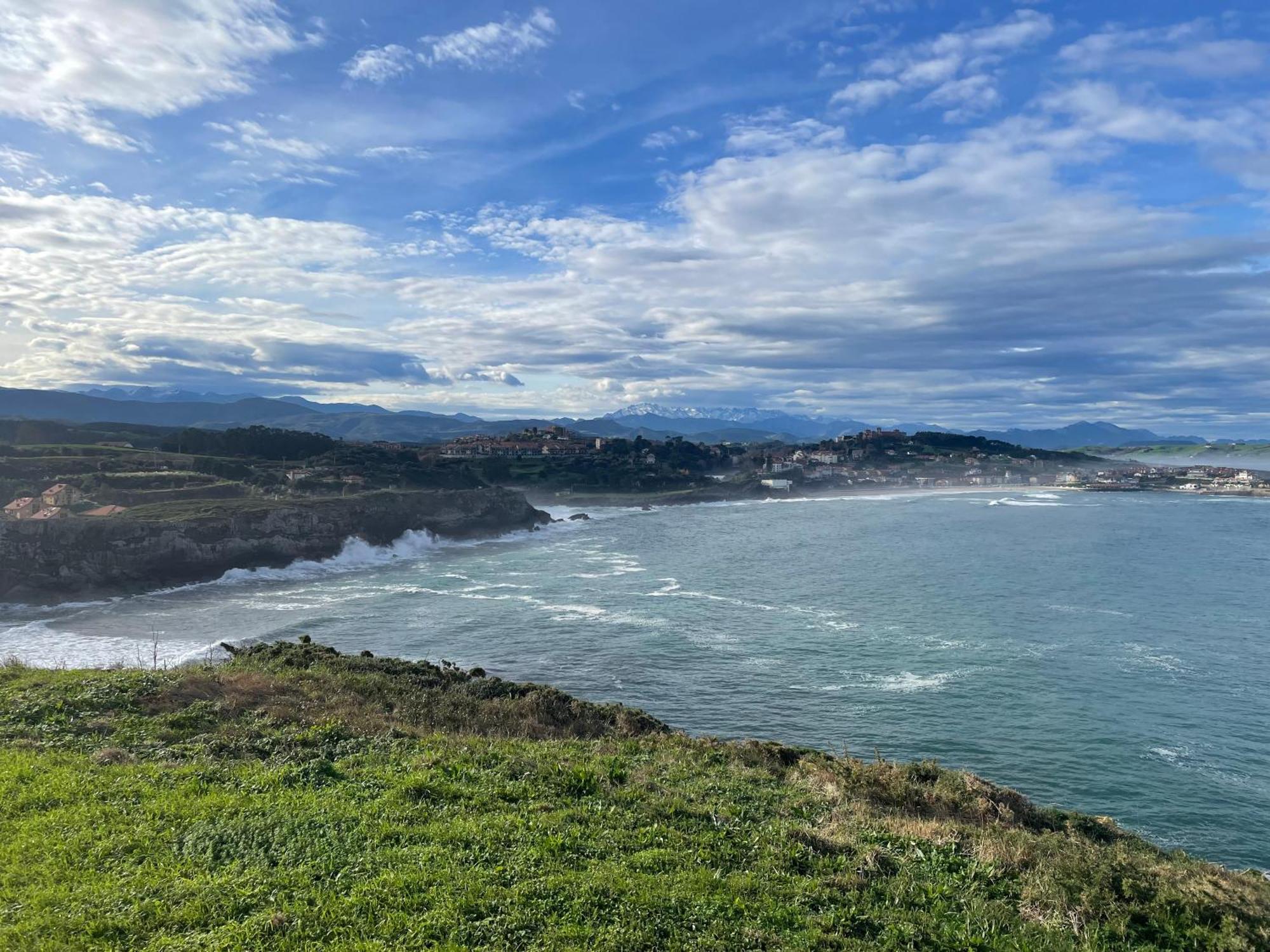 Bonito Duplex Con Vistas Al Mar Lägenhet Comillas Exteriör bild